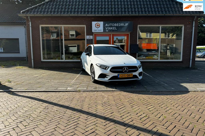 Mercedes-Benz A-Klasse 250 e Business Solution AMG Limited